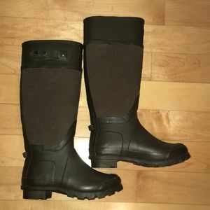 Barbour rain boots size 6